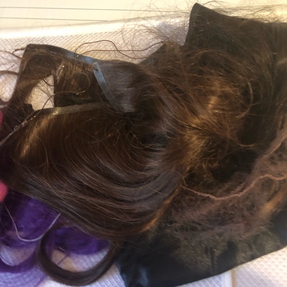 Secret Extensions Synthetic Hair Bundle-684 $50 or $45 w/offer (or get one) - Picture 8 of 9